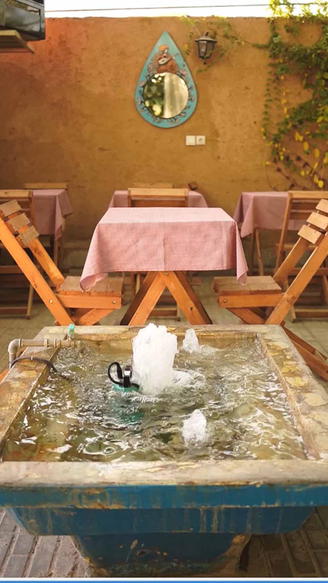 گوشه سبز از حیاط همایون